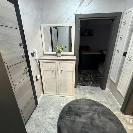 мия 6 Deluxe Apartment *