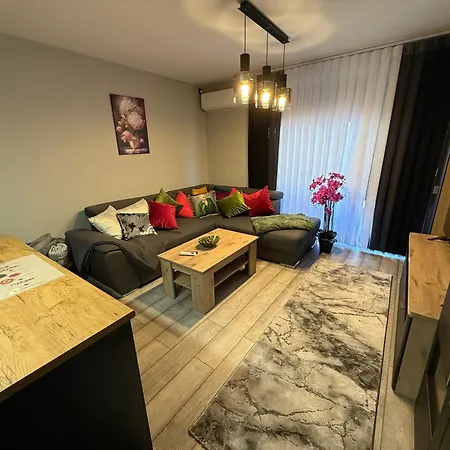 мия 6 Deluxe * Velingrad